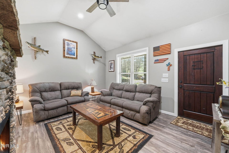 Photo #4: 289 Myrtle Drive