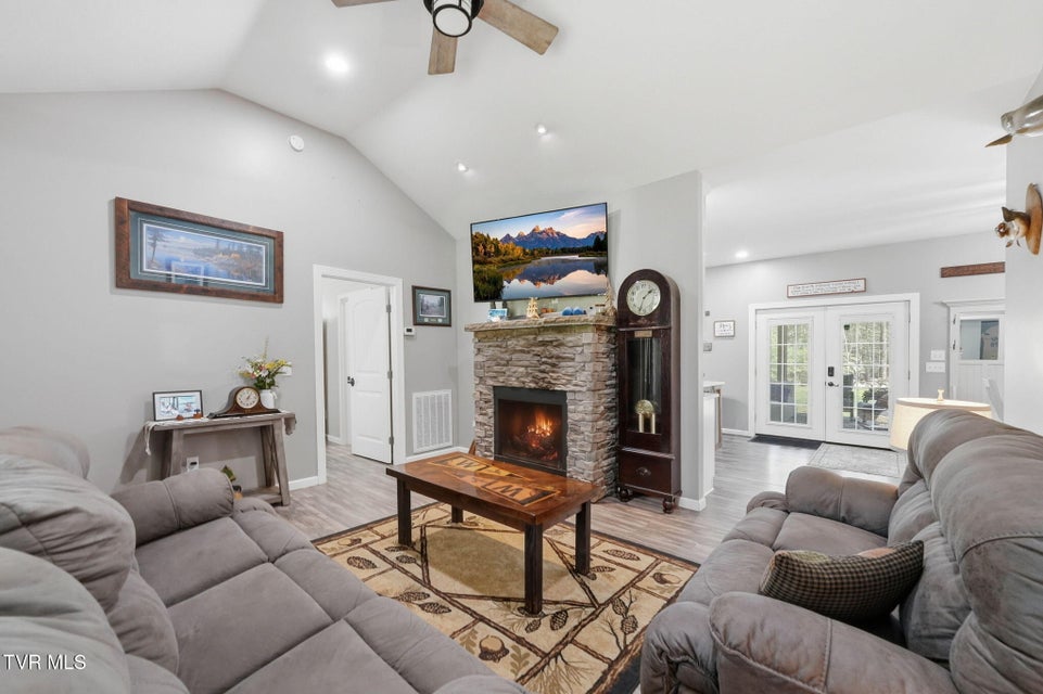 Photo #6: 289 Myrtle Drive