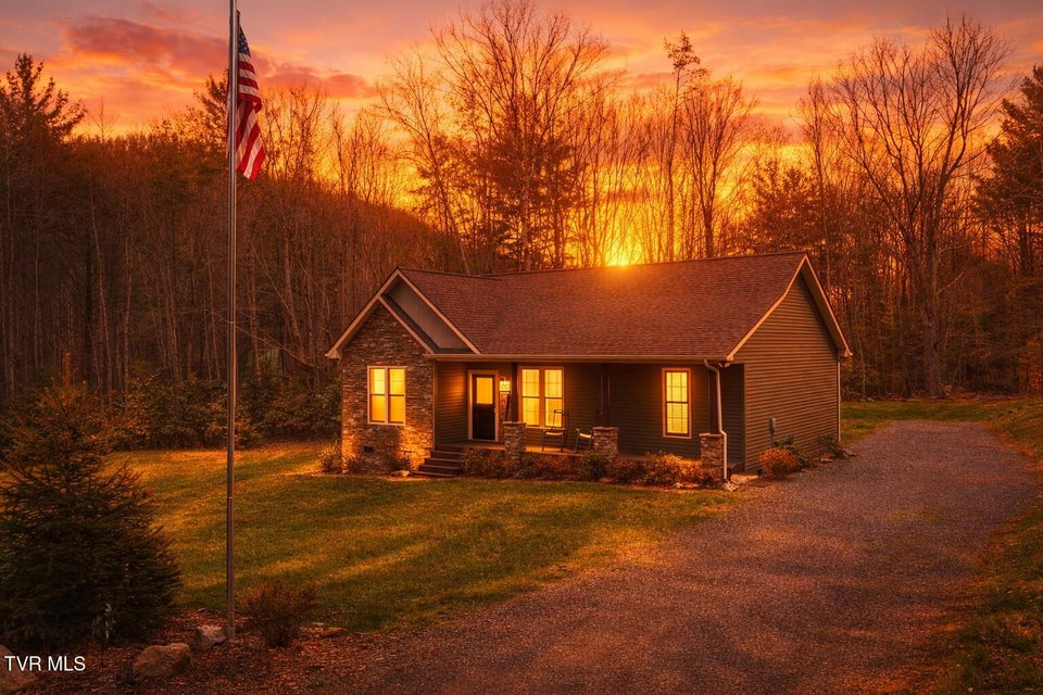 Photo #25: 289 Myrtle Drive