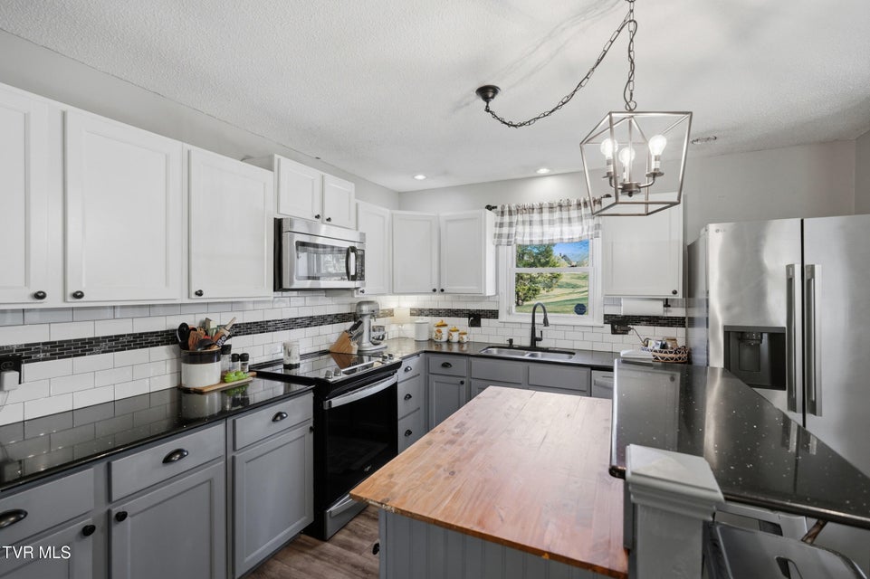 Photo #15: 408 Gaffney Road