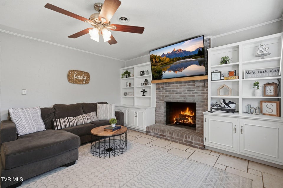 Photo #31: 408 Gaffney Road