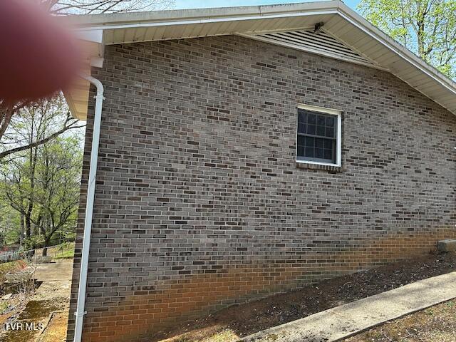 Photo #6: 1933 Noble Street