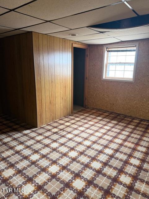 Photo #33: 1933 Noble Street