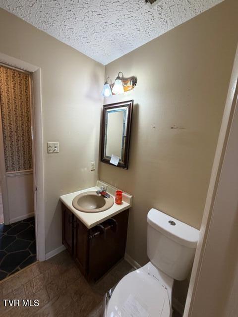 Photo #18: 1933 Noble Street