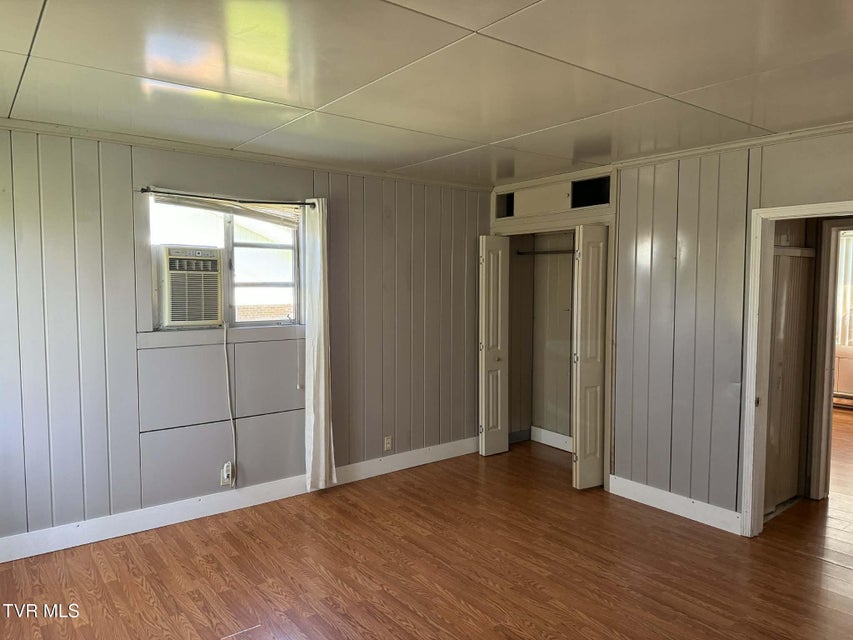 Photo #11: 203 Henry Street