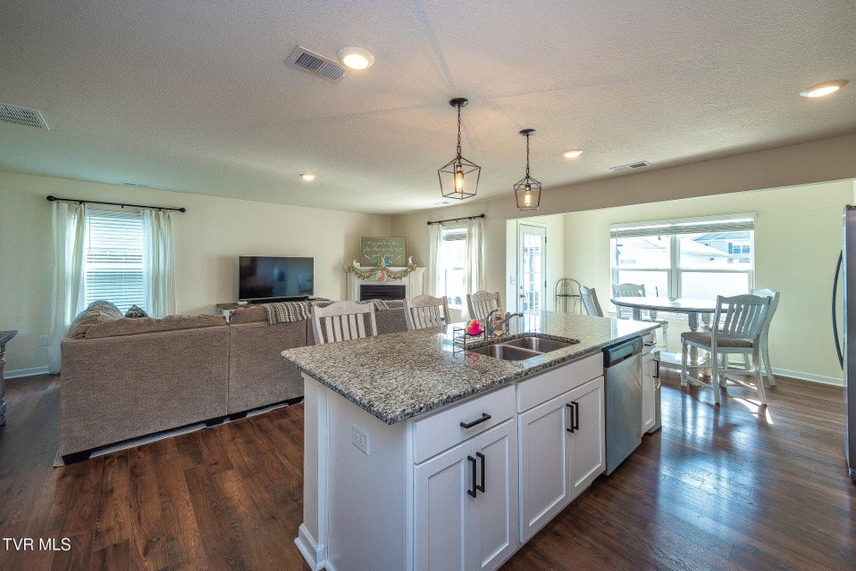 Photo #33: 1244 Stamp Lodge Road