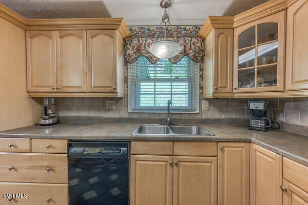 Photo #11: 389 Jenkins Hollow Road