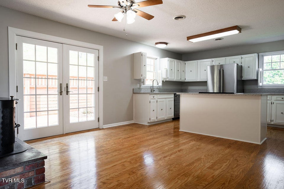 Photo #21: 424 Old Watauga Road