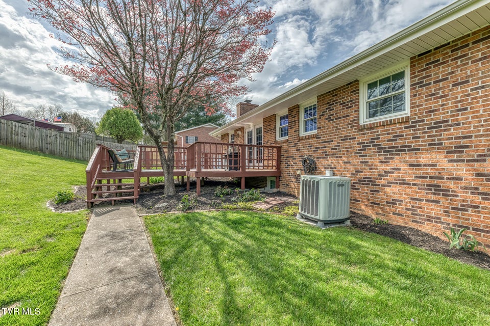 Photo #35: 164 Patriot Circle