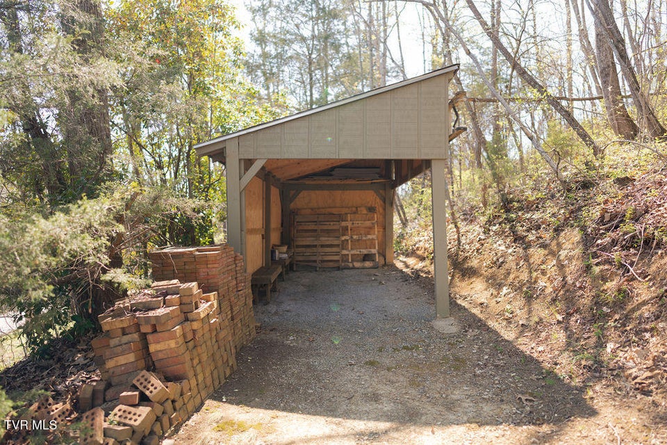 Photo #43: 424 Old Watauga Road