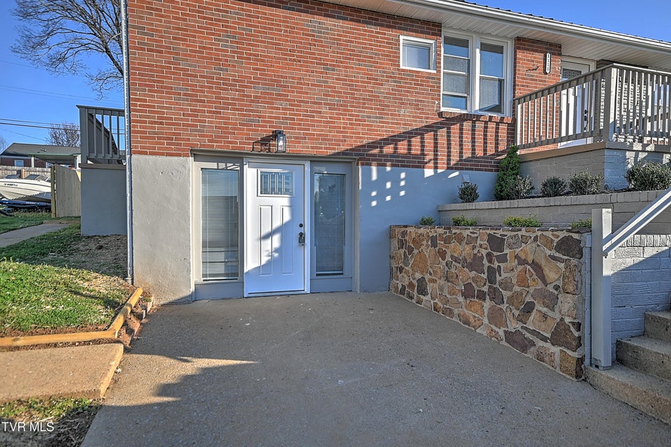 Photo #4: 1118 Sevier Terrace Drive