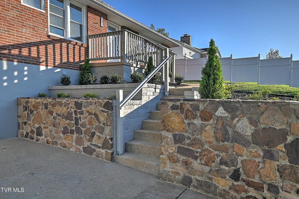 Photo #5: 1118 Sevier Terrace Drive