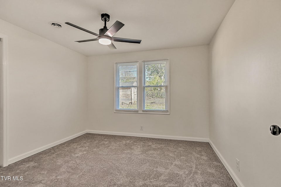 Photo #25: 1118 Sevier Terrace Drive