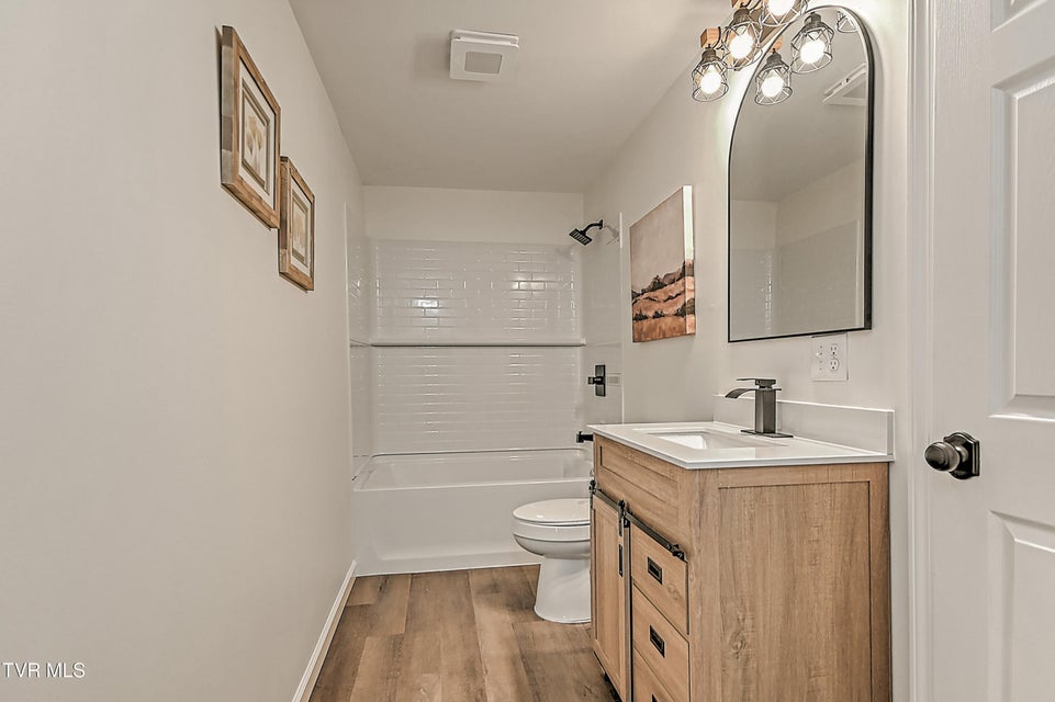 Photo #30: 1118 Sevier Terrace Drive