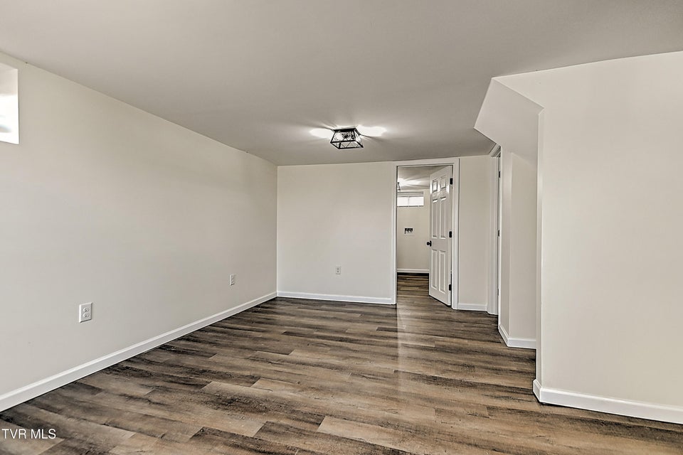 Photo #35: 1118 Sevier Terrace Drive