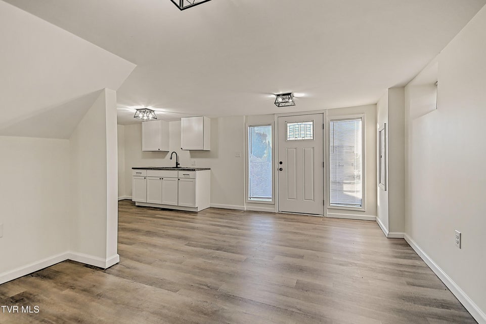 Photo #37: 1118 Sevier Terrace Drive