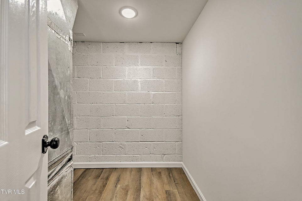 Photo #38: 1118 Sevier Terrace Drive