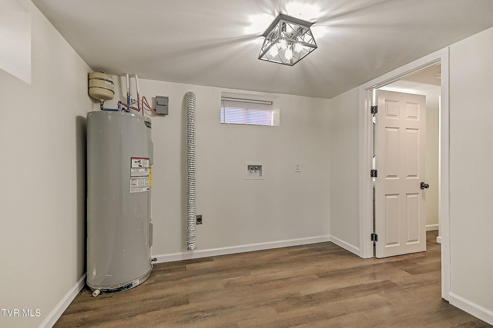 Photo #40: 1118 Sevier Terrace Drive