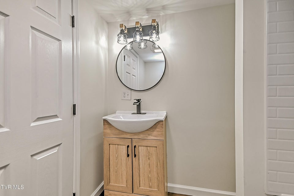 Photo #42: 1118 Sevier Terrace Drive