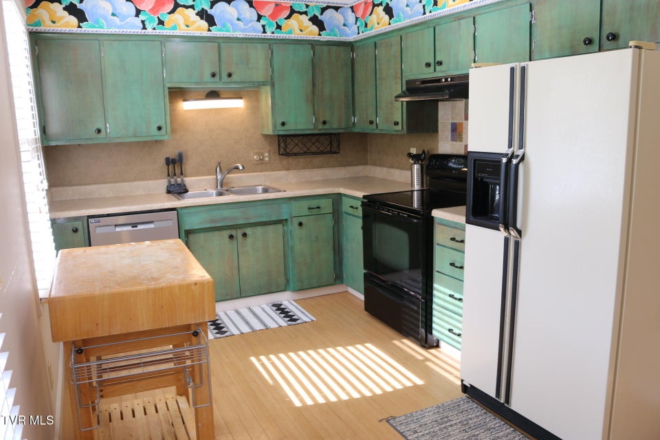 Photo #3: 2121 Hickory Springs Road