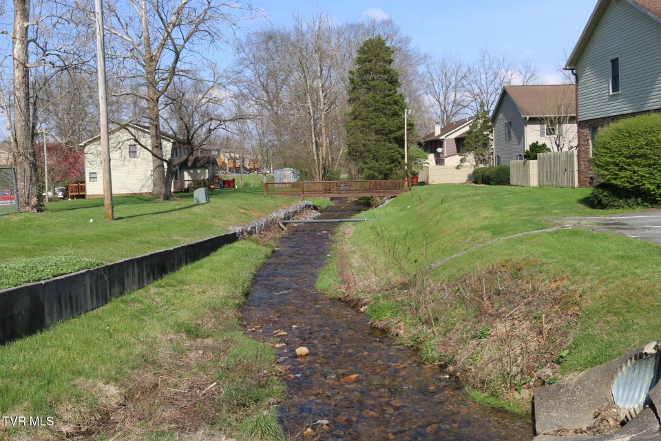 Photo #46: 2121 Hickory Springs Road