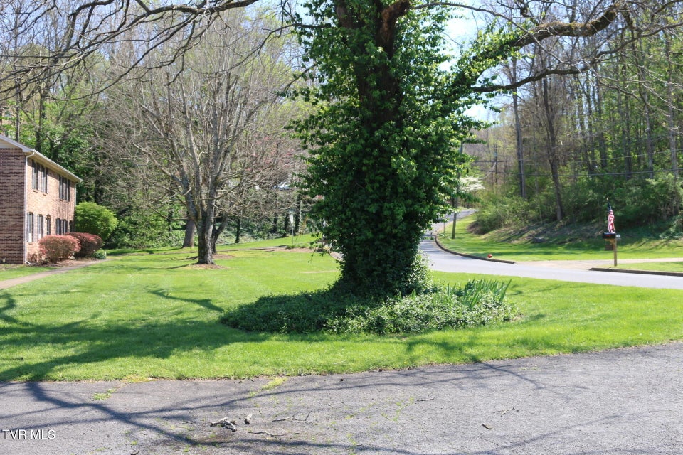 Photo #51: 2121 Hickory Springs Road