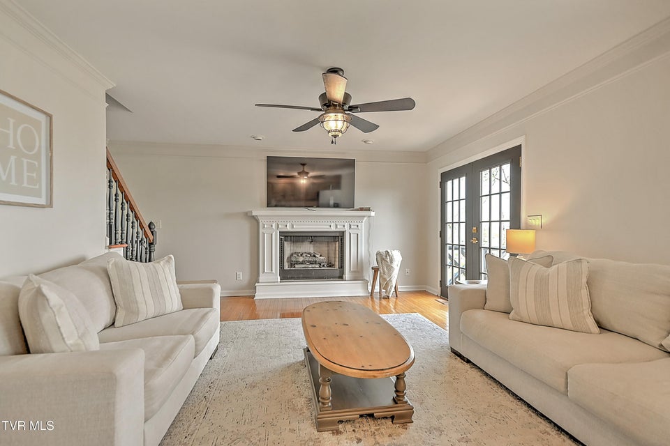 Photo #5: 4021 Lakota Place