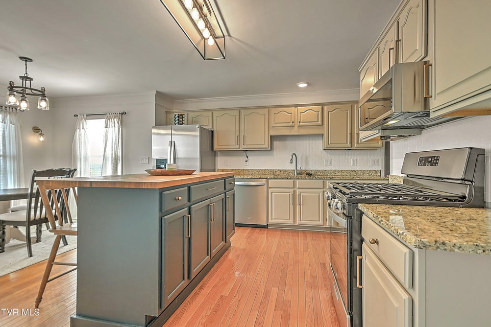 Photo #11: 4021 Lakota Place