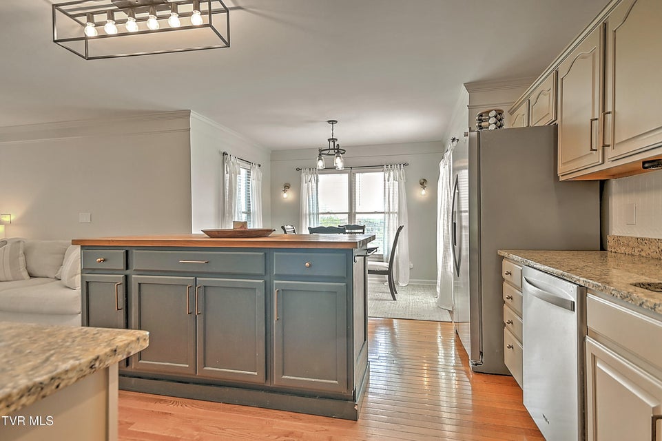 Photo #15: 4021 Lakota Place