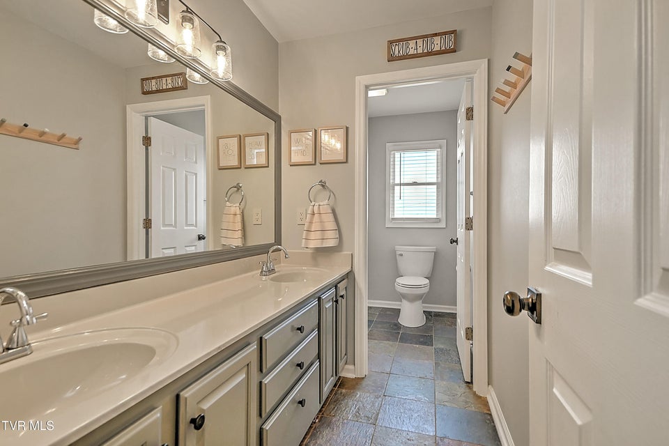 Photo #27: 4021 Lakota Place