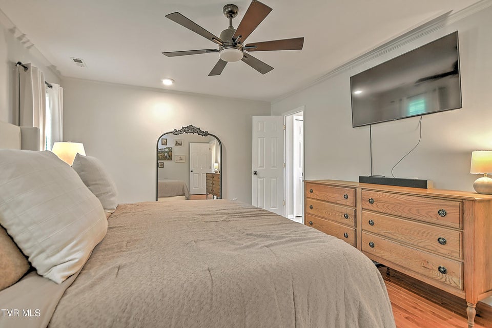 Photo #30: 4021 Lakota Place