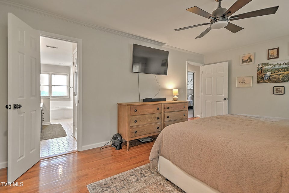 Photo #31: 4021 Lakota Place