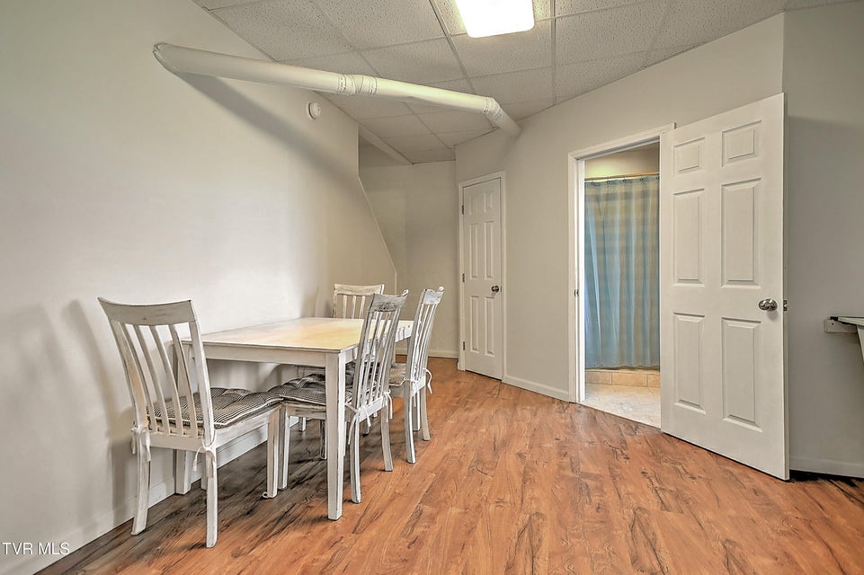 Photo #46: 4021 Lakota Place