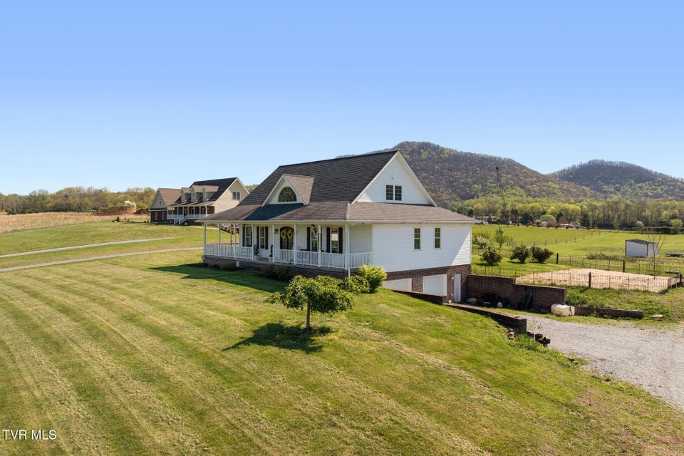 Photo #5: 322 Arrowood Road