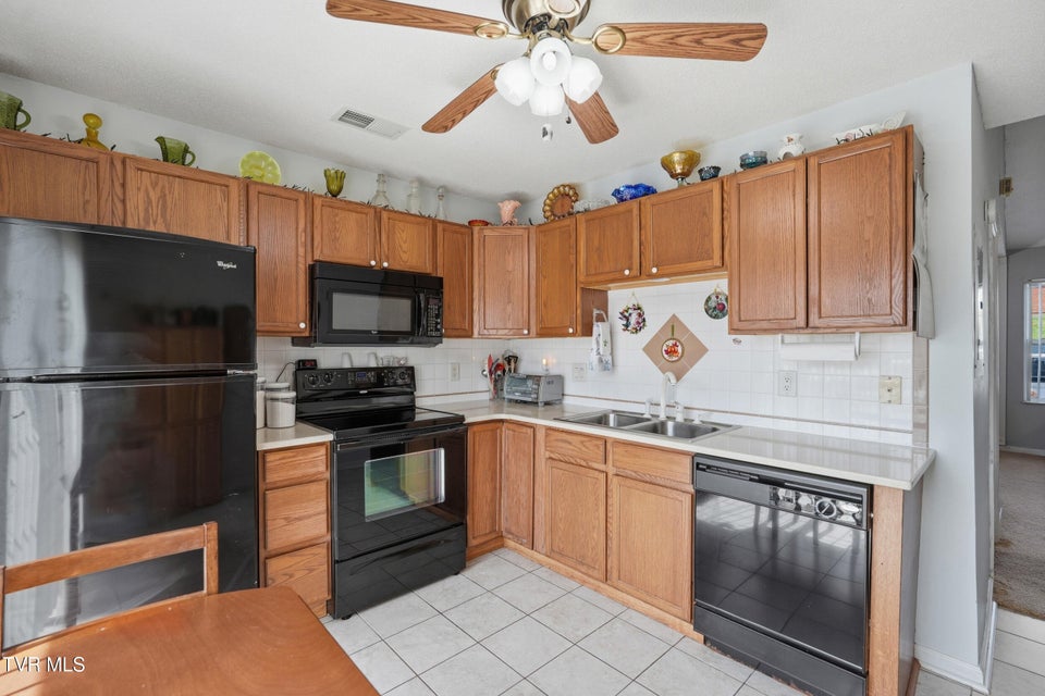 Photo #7: 25 Boone Hill Court