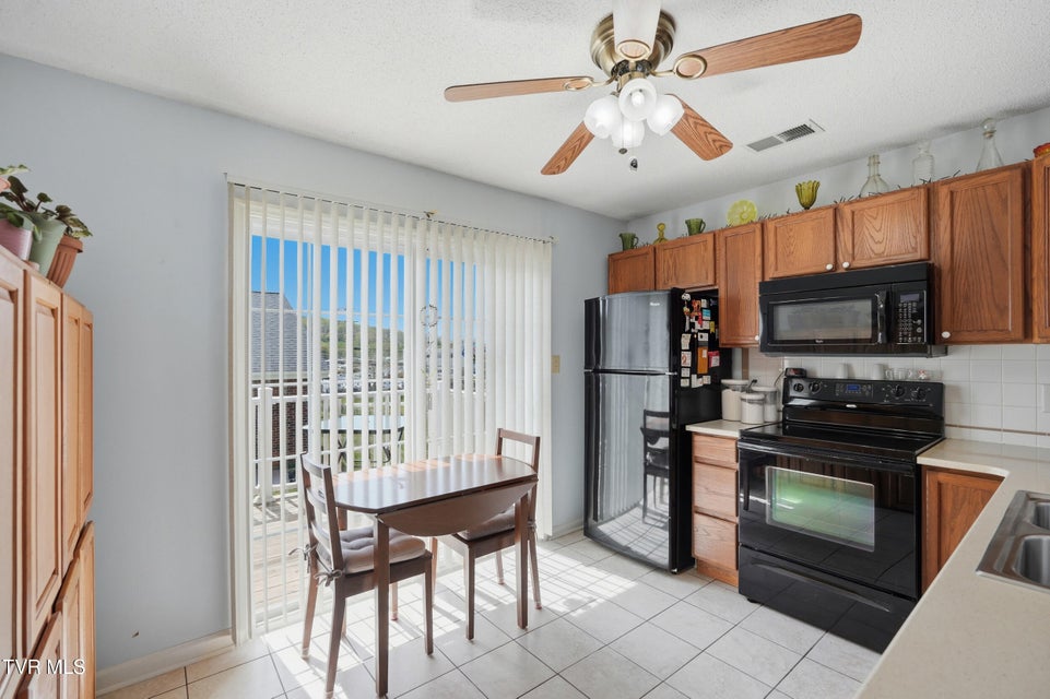 Photo #9: 25 Boone Hill Court