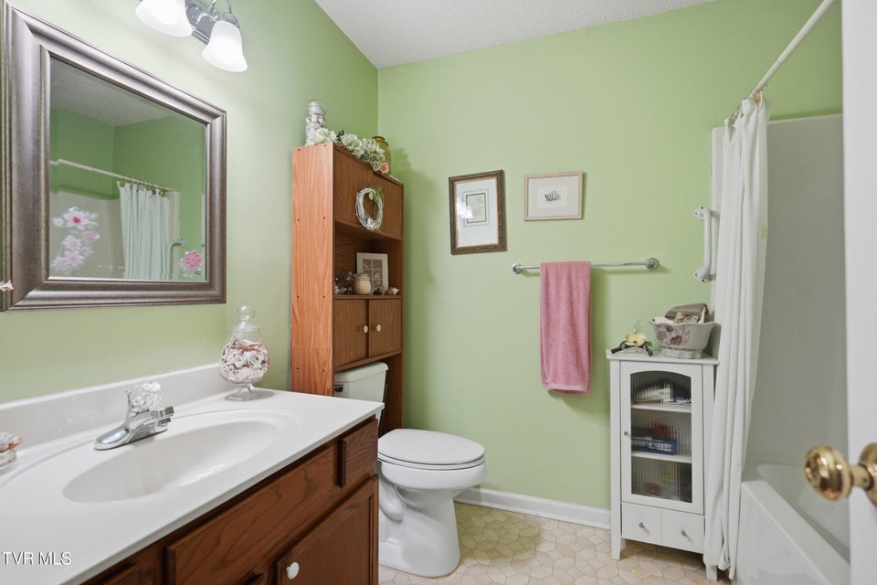 Photo #17: 25 Boone Hill Court