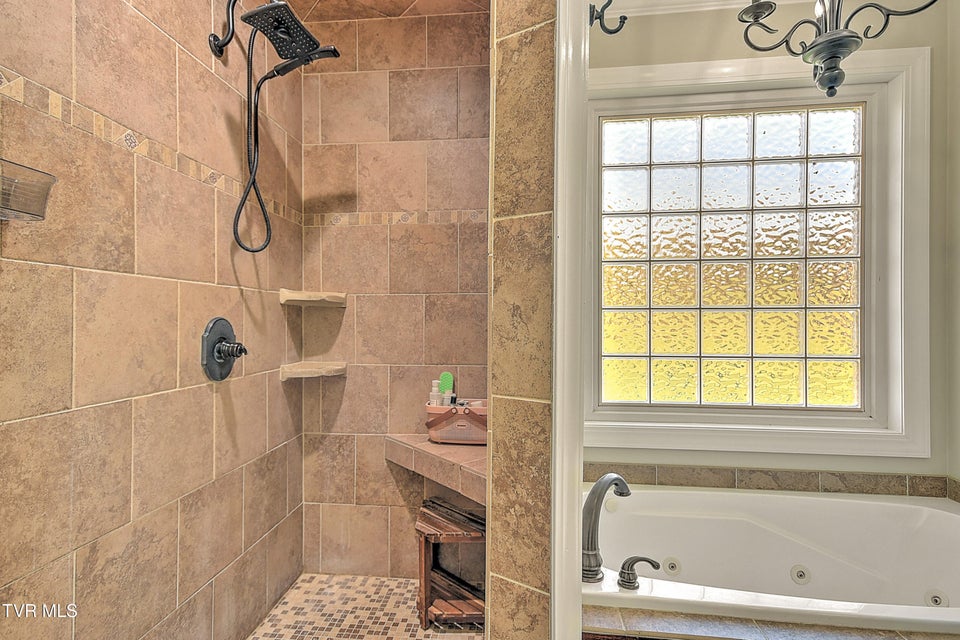 Photo #13: 23395 Larwood Lane