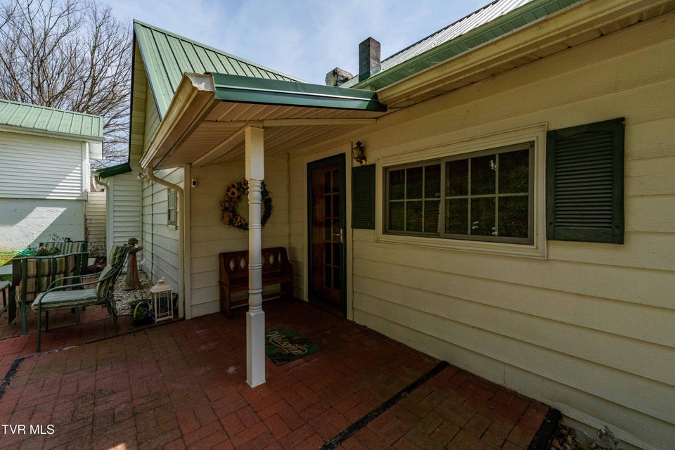 Photo #39: 6646 Roan Creek Road