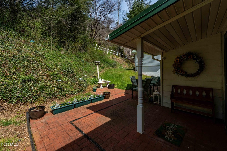 Photo #40: 6646 Roan Creek Road