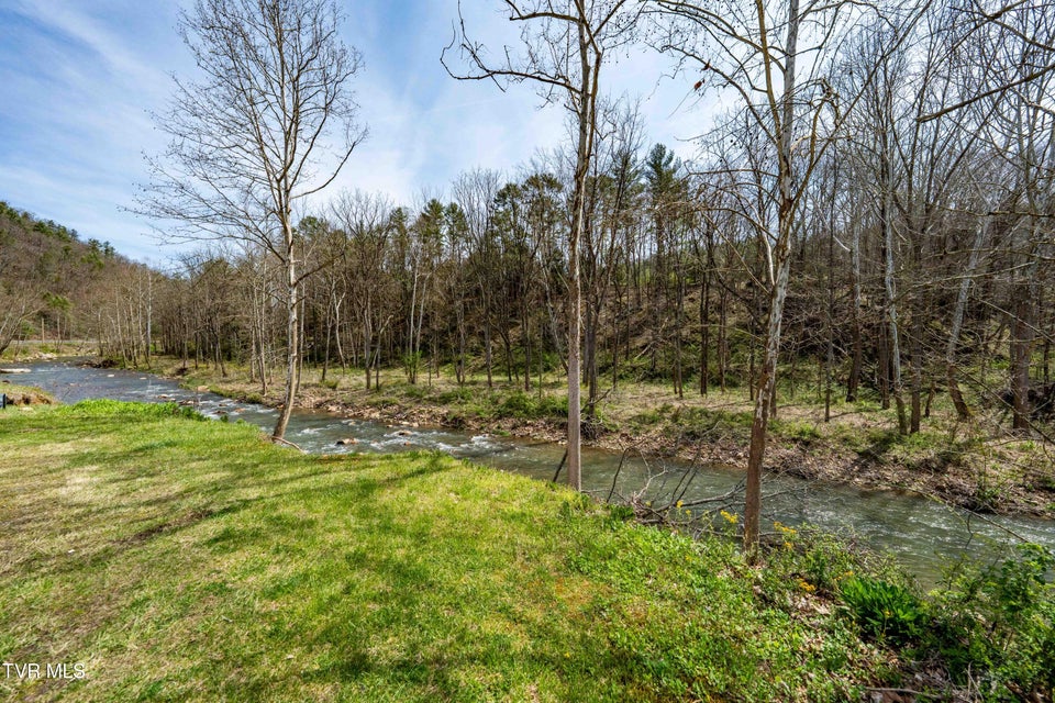 Photo #45: 6646 Roan Creek Road