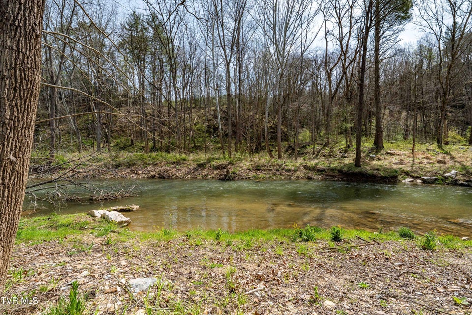 Photo #52: 6646 Roan Creek Road