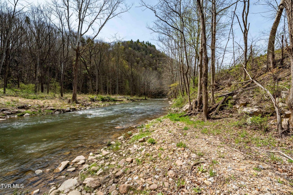 Photo #56: 6646 Roan Creek Road