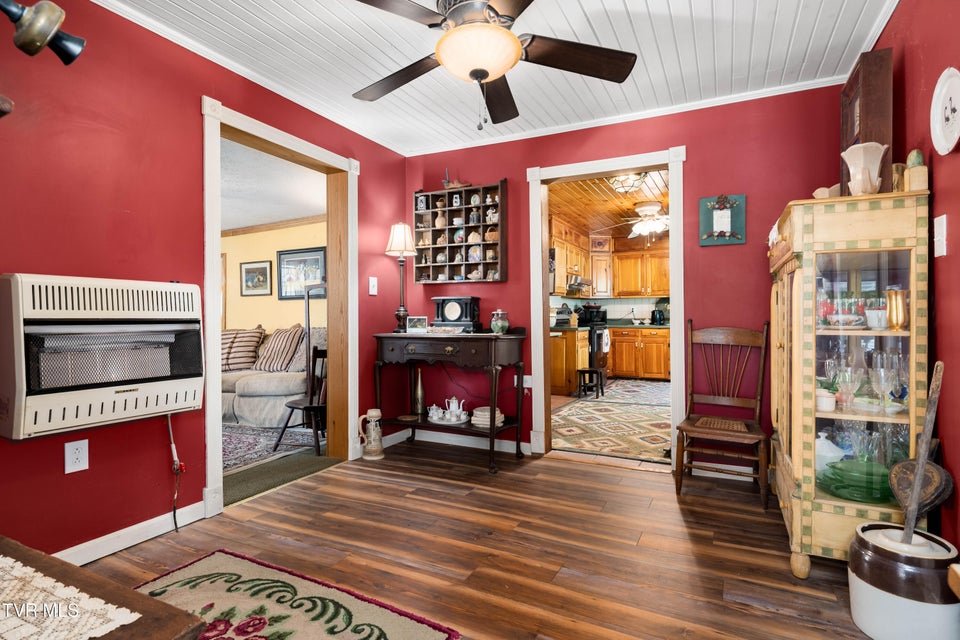 Photo #65: 6646 Roan Creek Road