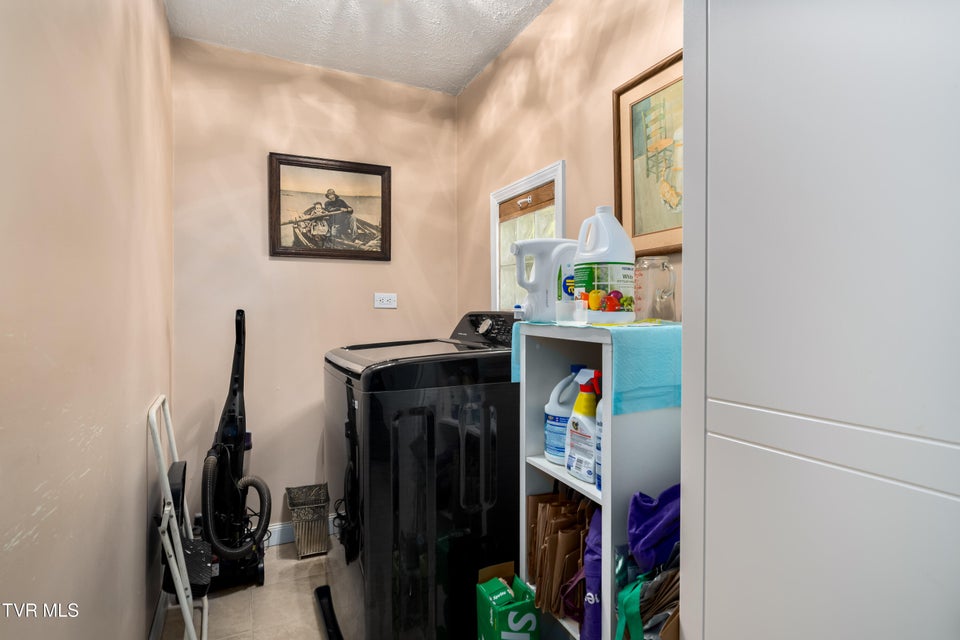 Photo #68: 6646 Roan Creek Road