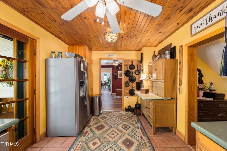 Photo #69: 6646 Roan Creek Road