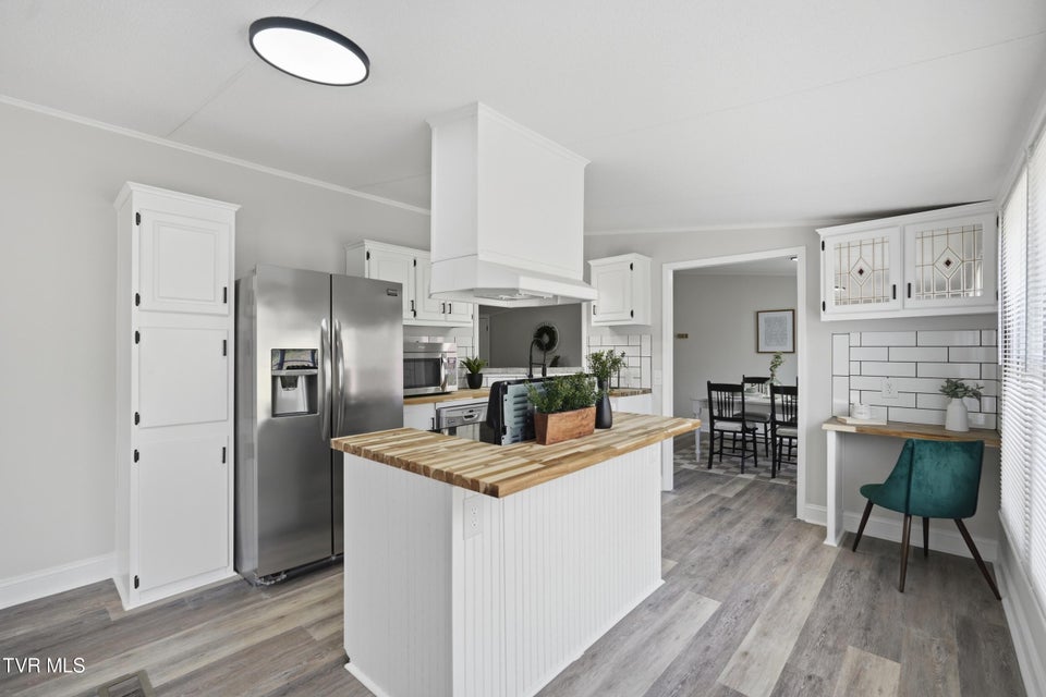 Photo #14: 17953 Nordyke Road