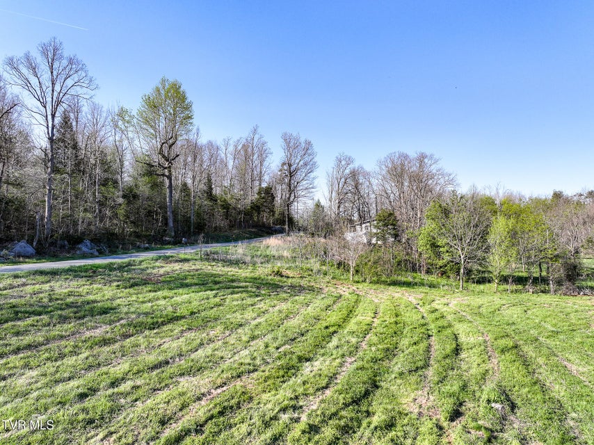 Photo #9: 525 Kelley Gap Road