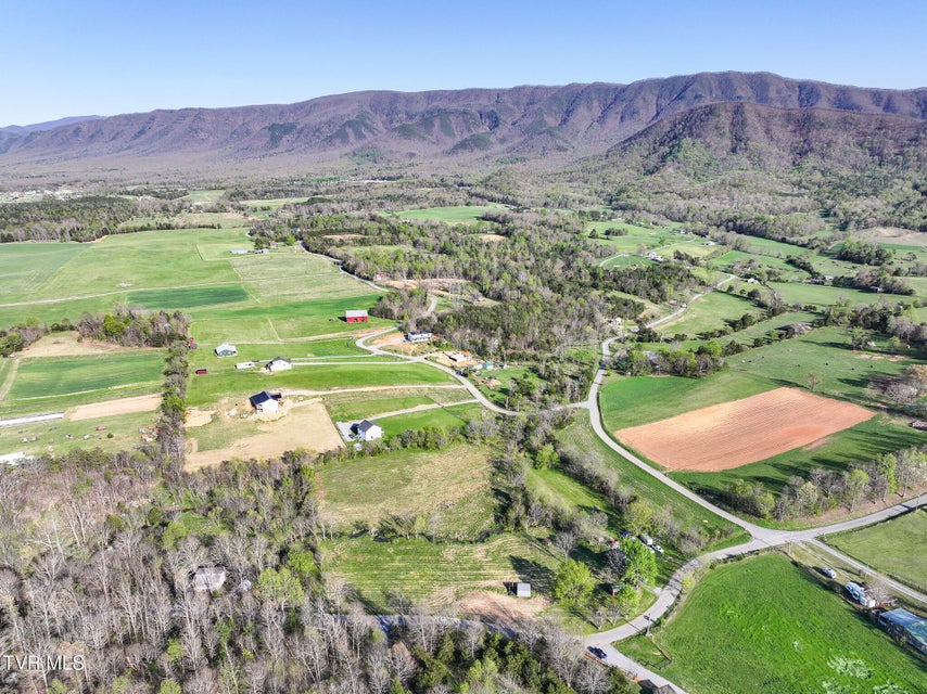 Photo #22: 525 Kelley Gap Road