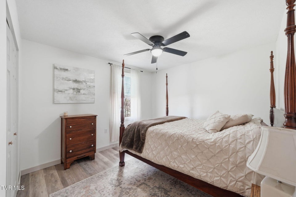 Photo #42: 1004 Barton Street